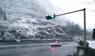 贵阳下雪了?系消防演练 贵阳下雪了?系消防演练